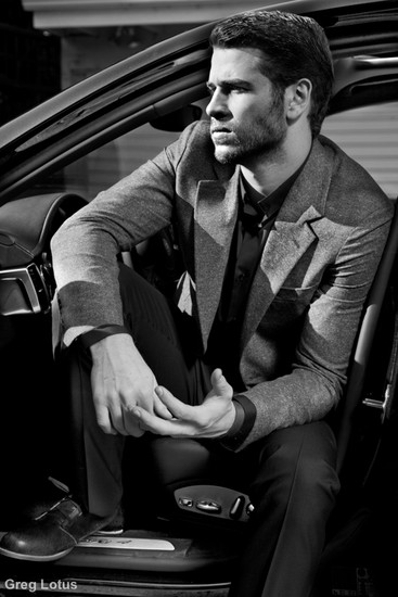 liam Hemsworth 4