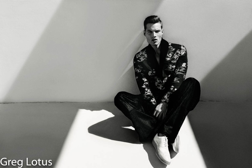 Port Magazine 7