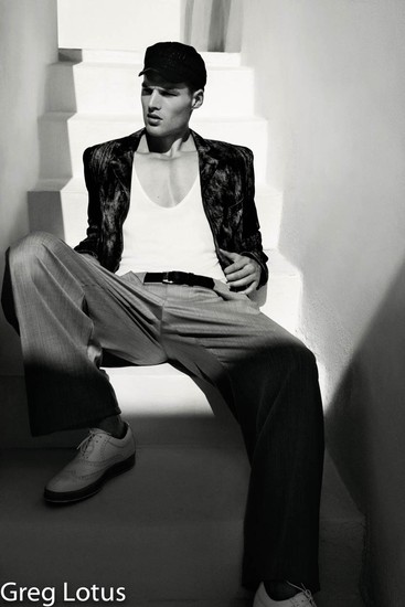Port Magazine 1