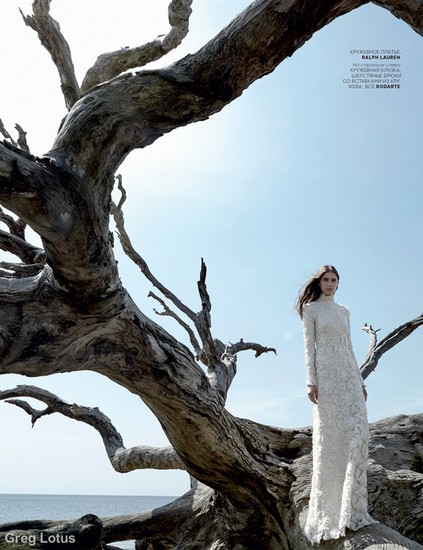 Russian Vogue Dead Tree 9