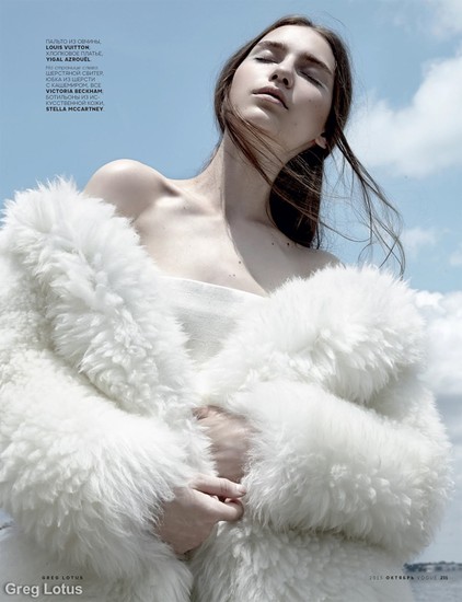 Russian Vogue Dead Tree 10